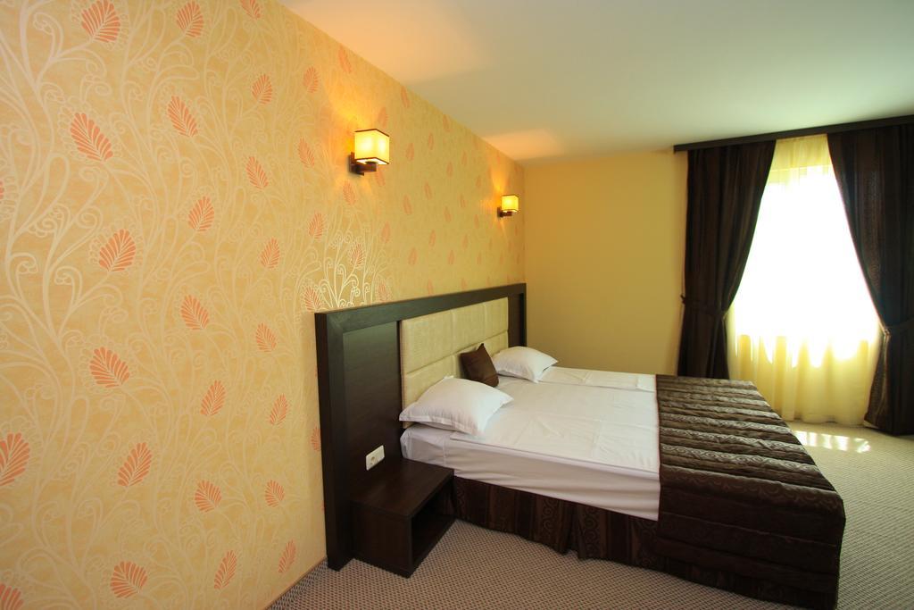 Hotel Siena House Sozopol Esterno foto