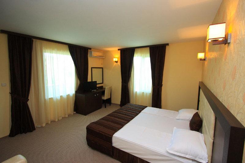 Hotel Siena House Sozopol Esterno foto